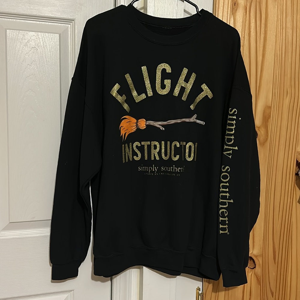 Simply Southern Black and Gold Crewneck Sweater Flight Instructor 🧡🖤🧡🖤XL